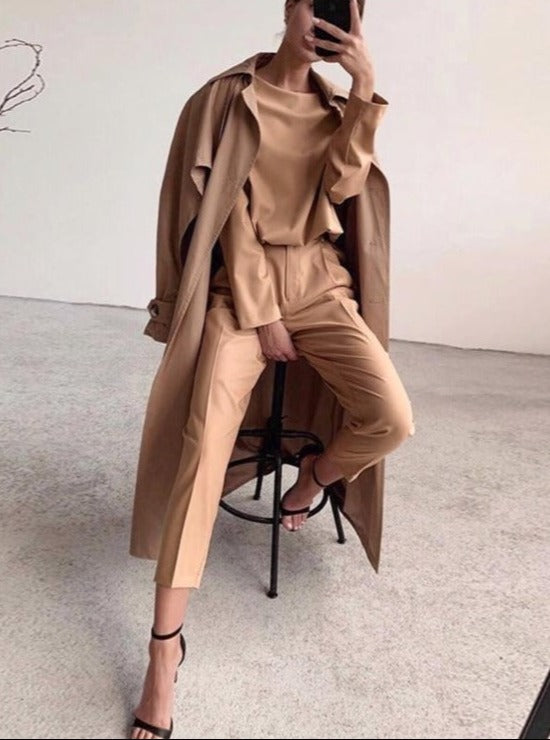 Brown minimalist top and trousers | Chic Fashion | Zalia Atelier