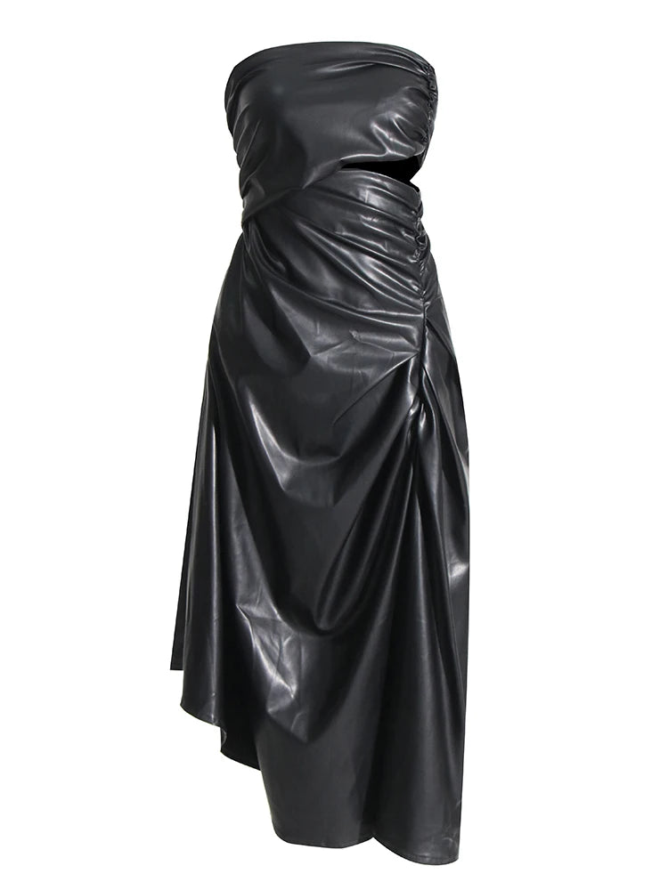 Zalia Atelier | Black strapless dress with waist cutout