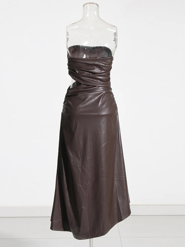 Zalia Atelier | Coffee brown strapless dress with waist cutout