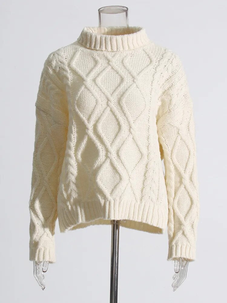 Cream Knit Sweater with Matching Shorts | Zalia Atelier