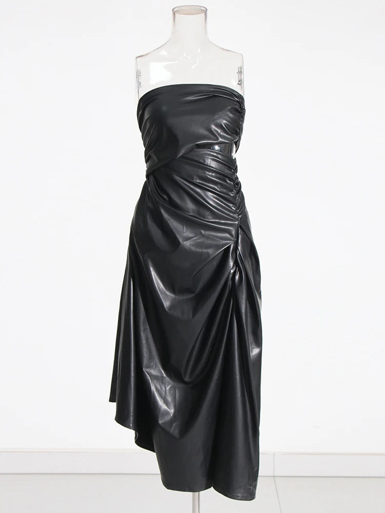 Zalia Atelier | Black strapless dress with waist cutout