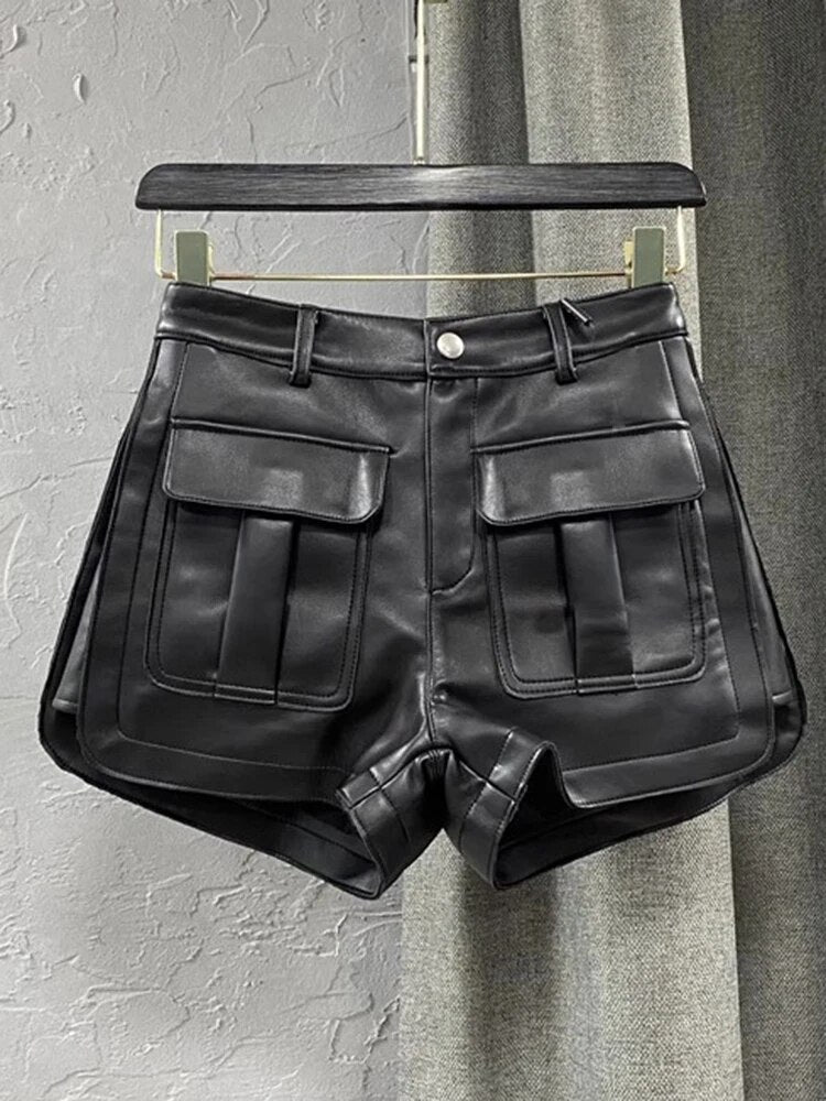 Black leather shorts with raw seams | Zalia Atelier