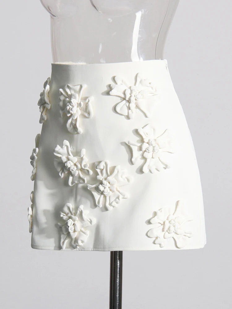 Zalia Atelier | White Mini Skirt with Appliques