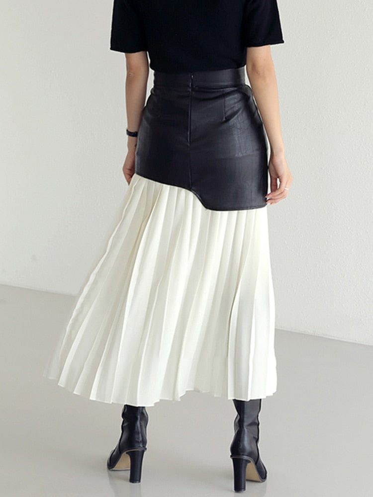 Patchwork PU Leather and heavy chiffonpleats midi skirt | Chic style fashion | Zalia Atelier