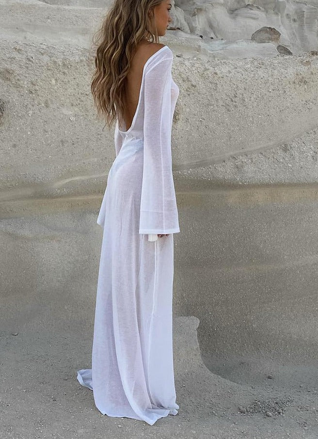 Chic white long sleeves vacation dress